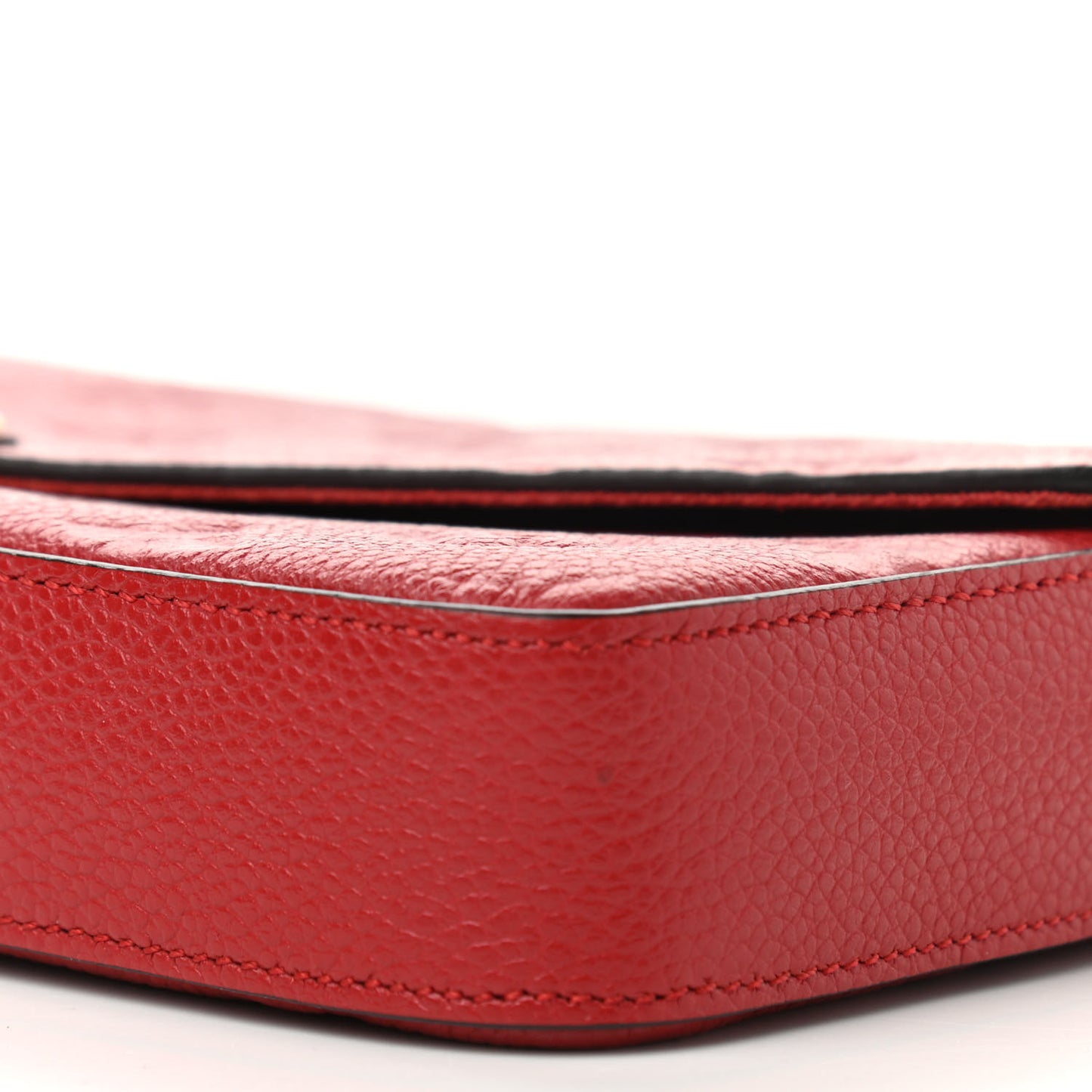 Empreinte Pochette Felicie Chain Wallet Cherry