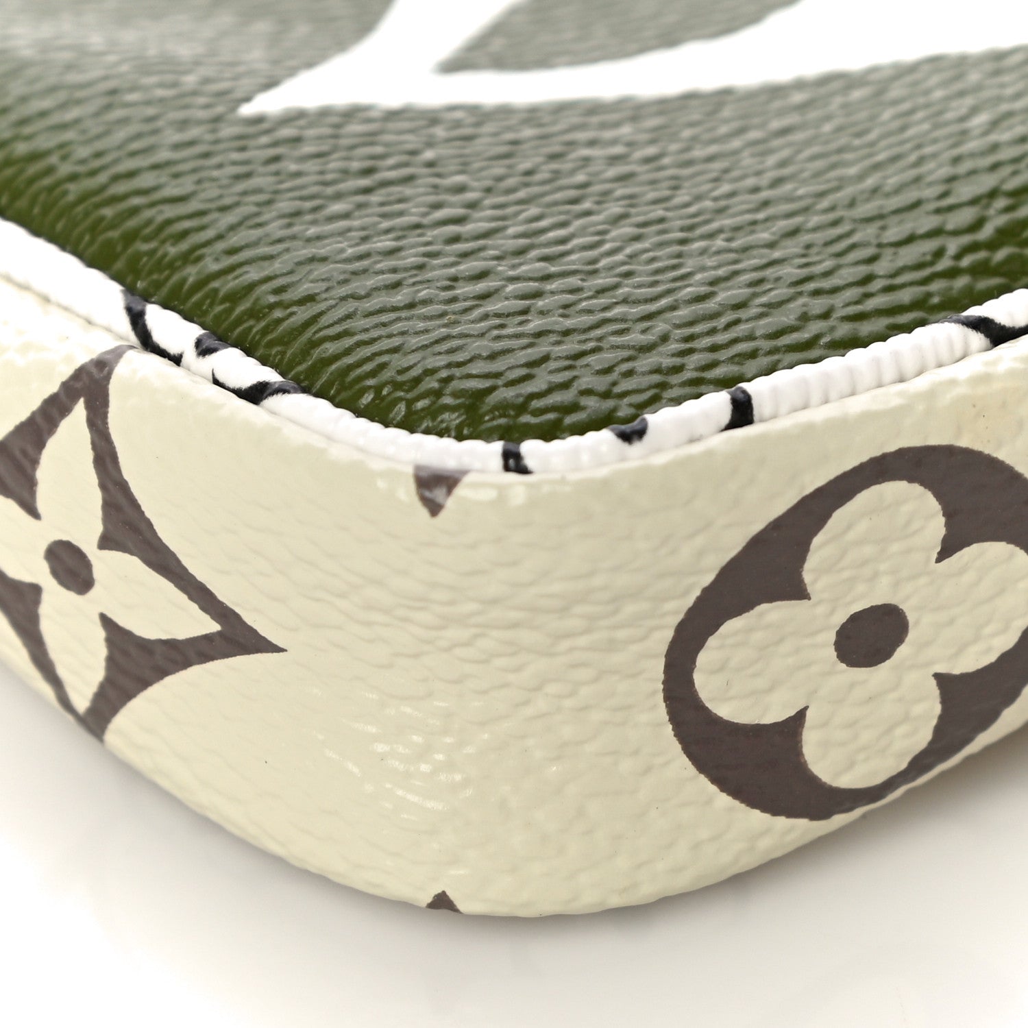 Louis Vuitton Monogram Giant Micro Pochette Accessories Kaki White 8 of 10