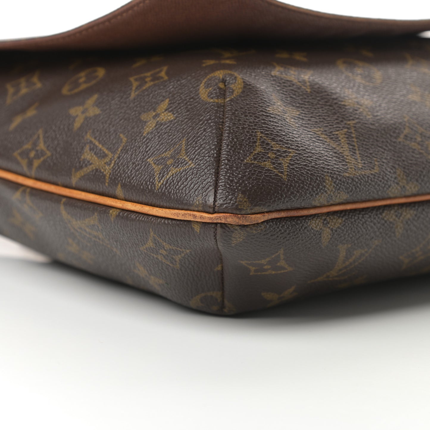 Monogram Musette GM