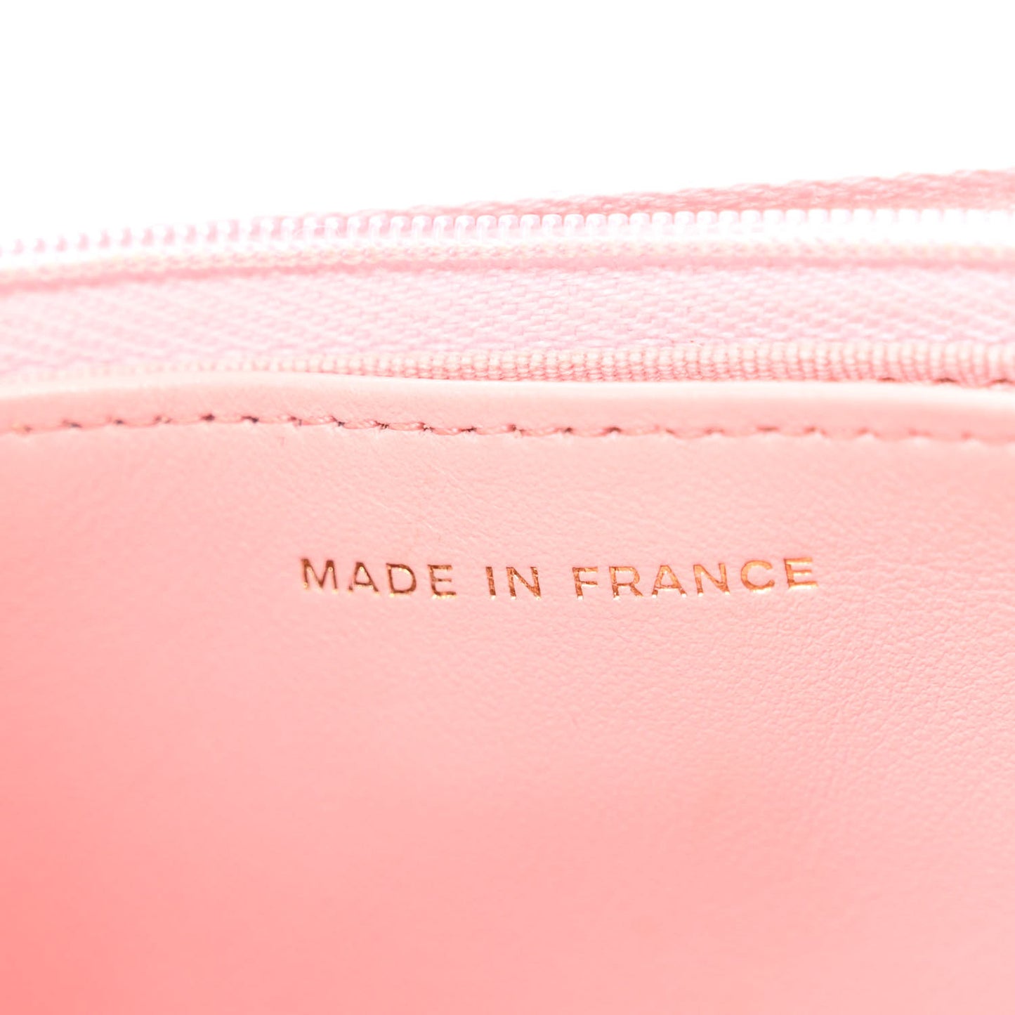 Caviar Quilted Wallet on Chain WOC Light Pink