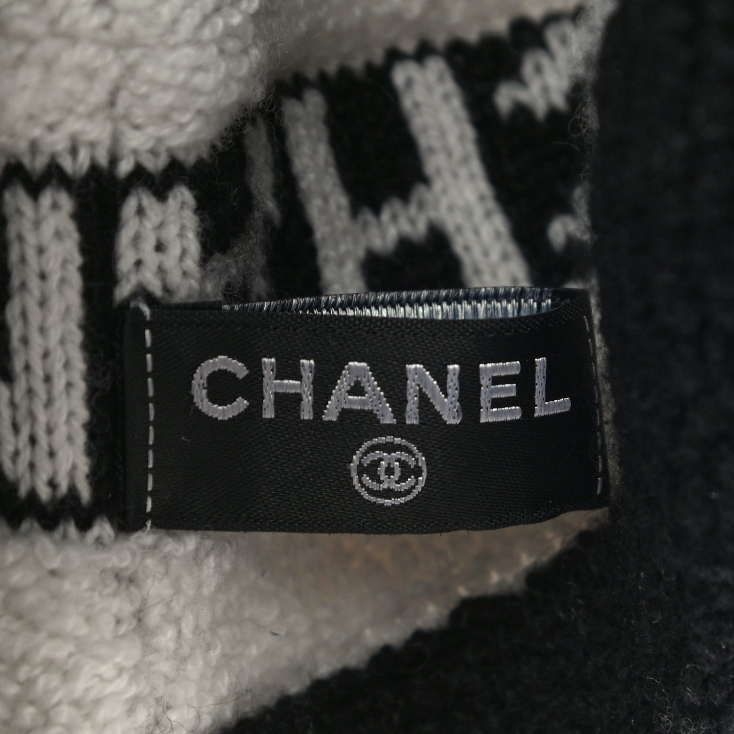 Chanel Cashmere CC Beanie Hat Ecru Black 5 of 10