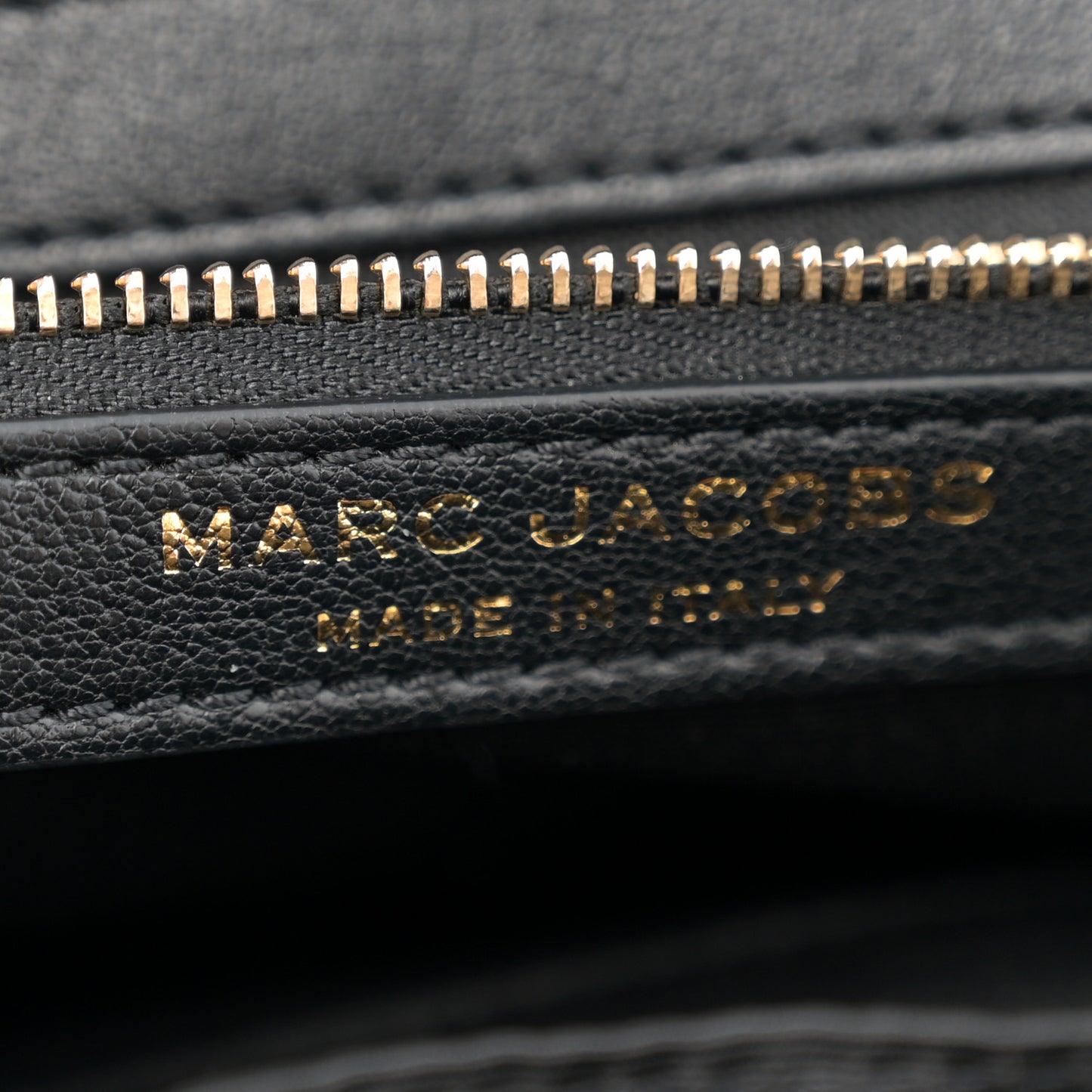 Calfskin Quilted Stam Black