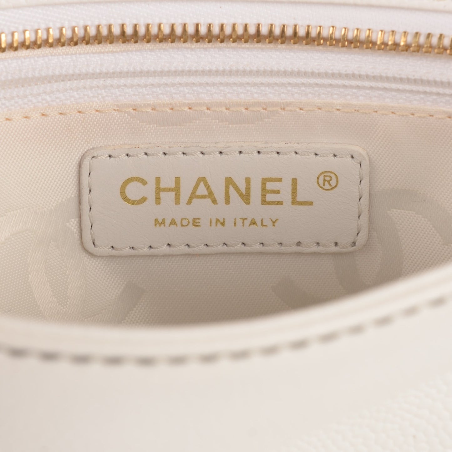 Caviar Resin CC Zip Clutch White
