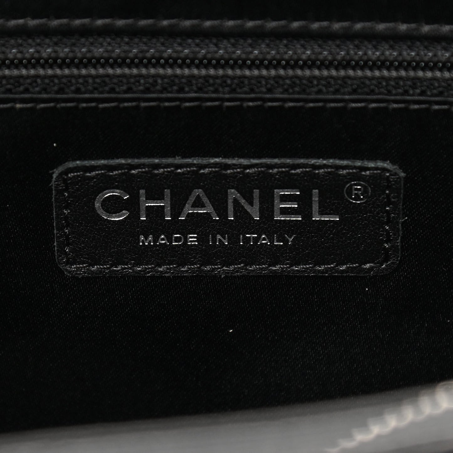 Caviar Quilted XL Grand Shopping Tote GST Black