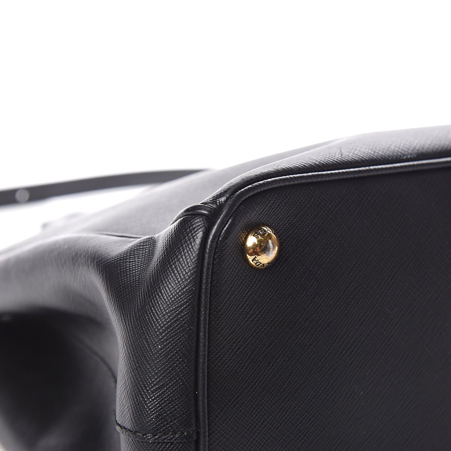 Saffiano Medium Galleria Double Zip Tote Black