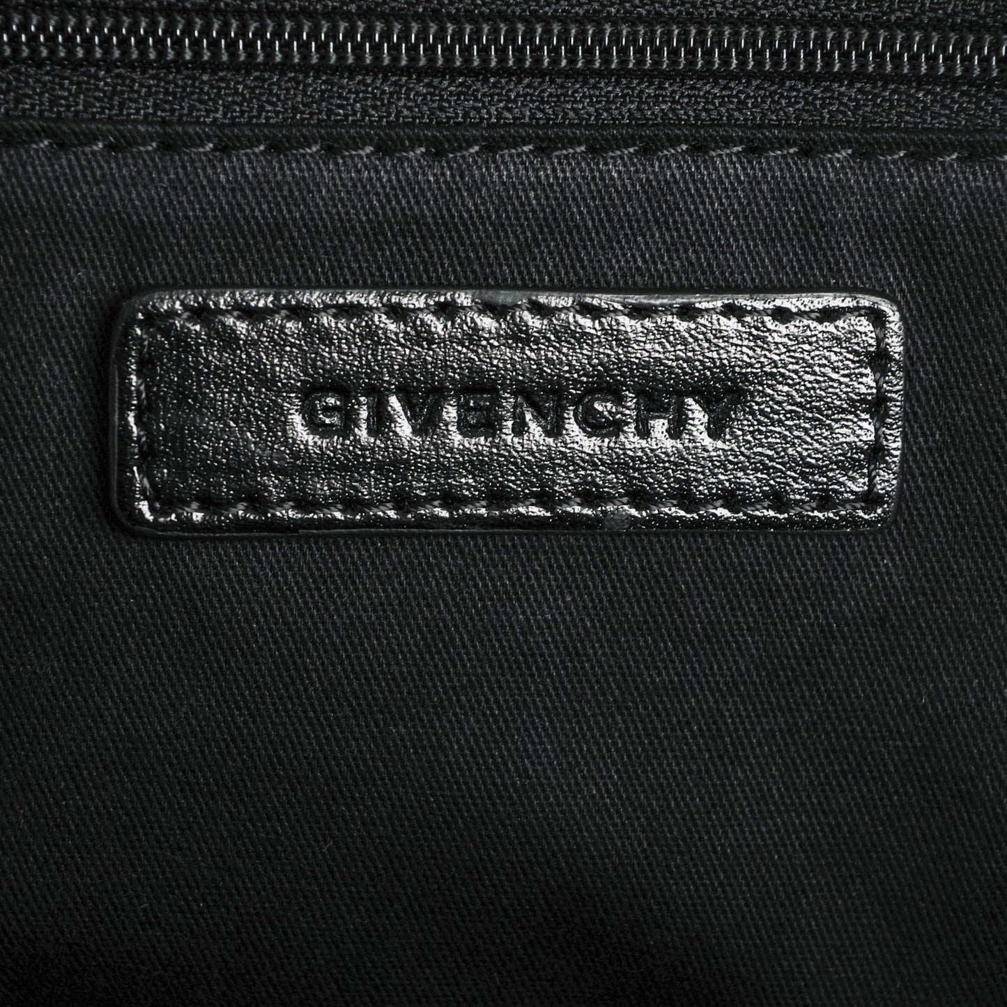 Shiny Lord Calfskin Medium Antigona Black
