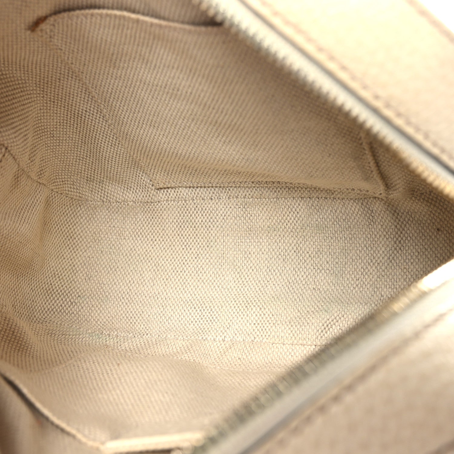 Gucci Dollar Calfskin Bi-Color Small Soho Disco Bag Mystic White Black 5 of 9