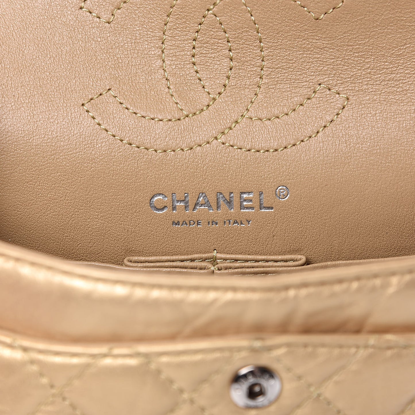 Metallic Calfskin Quilted 2.55 Reissue 224 Flap Gold
