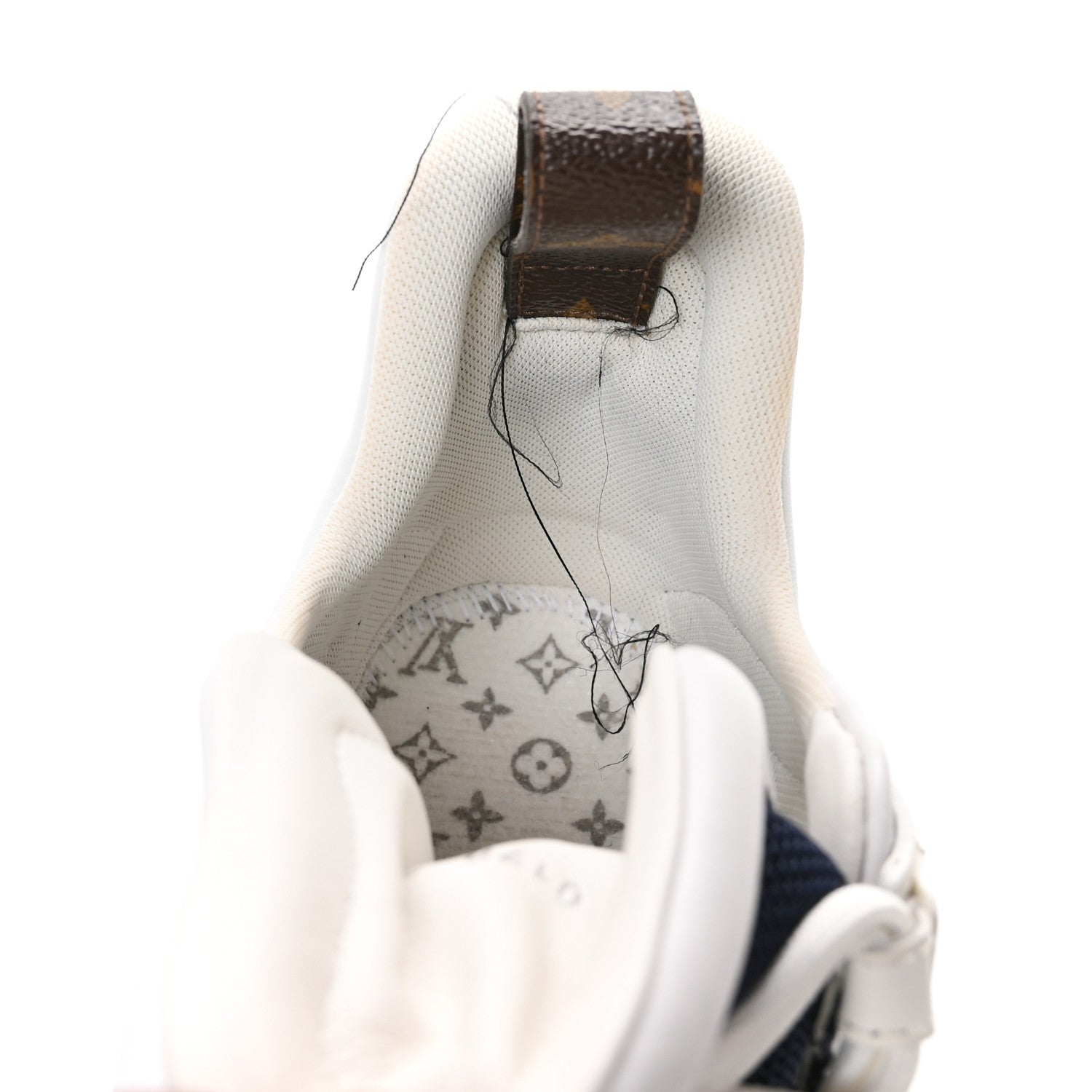 Louis Vuitton Calfskin Technical Nylon LV Archlight Sneakers 39 Marine 9 of 9