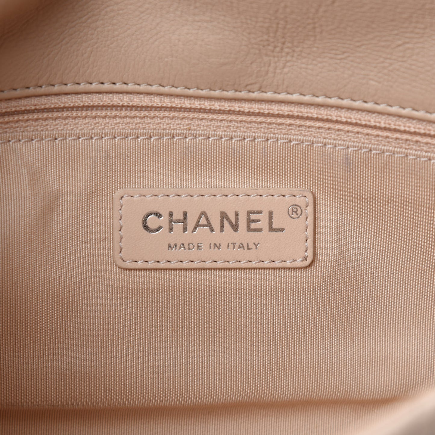 Calfskin Studded Chevron Quilted Medium Wars Flap Beige
