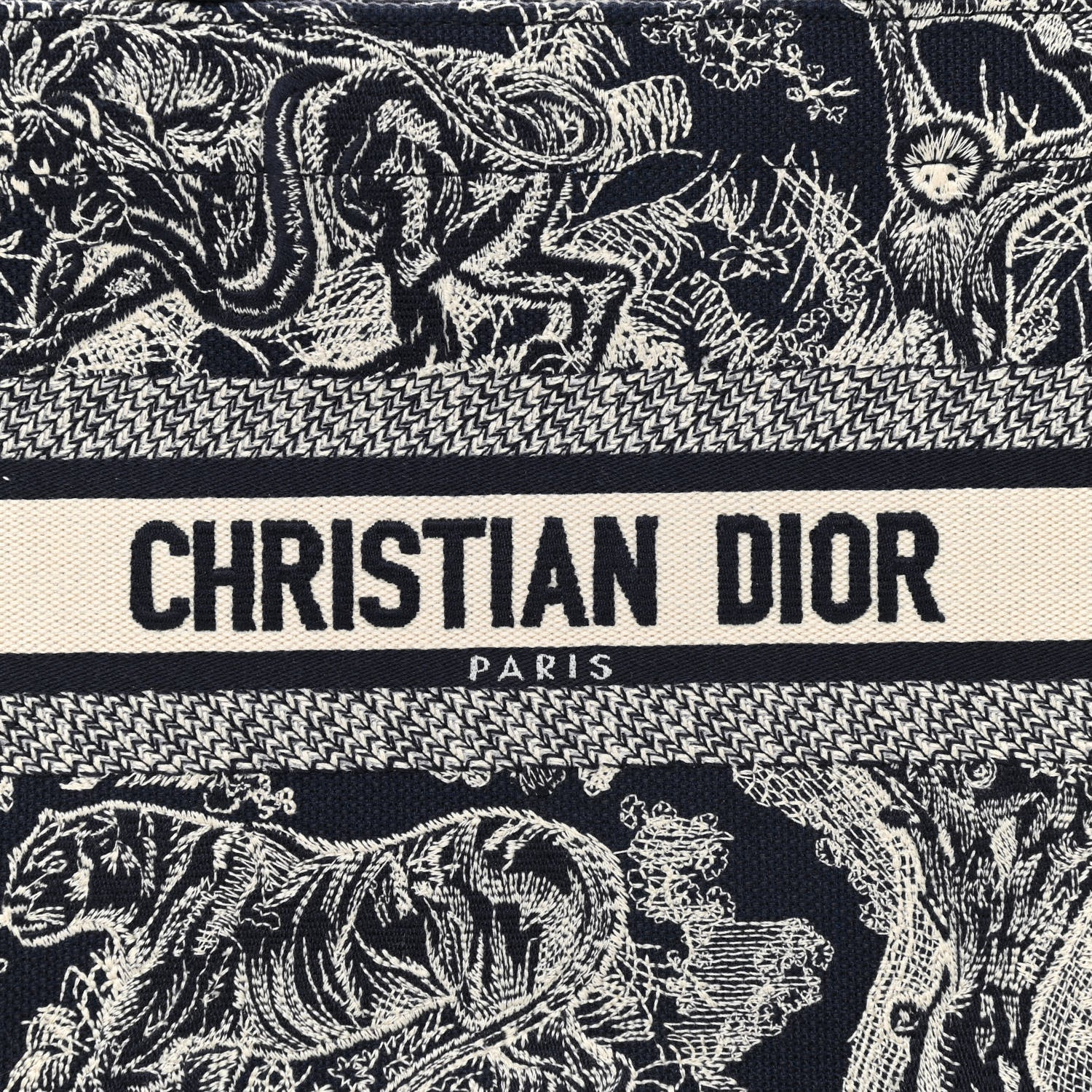 Christian Dior Canvas Embroidered Small Dioriviera Toile De Jouy Book Tote Blue 8 of 10