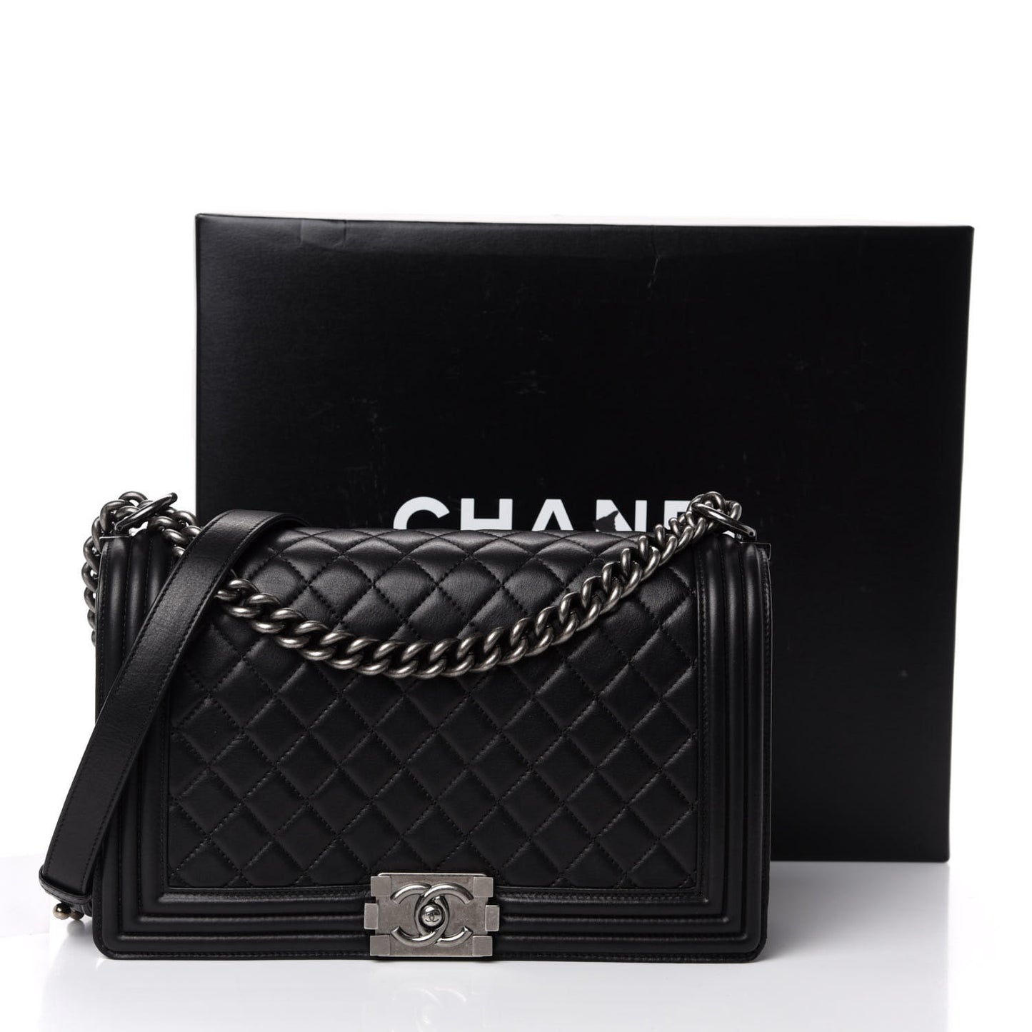 Metallic Calfskin Quilted New Medium Boy Flap Black