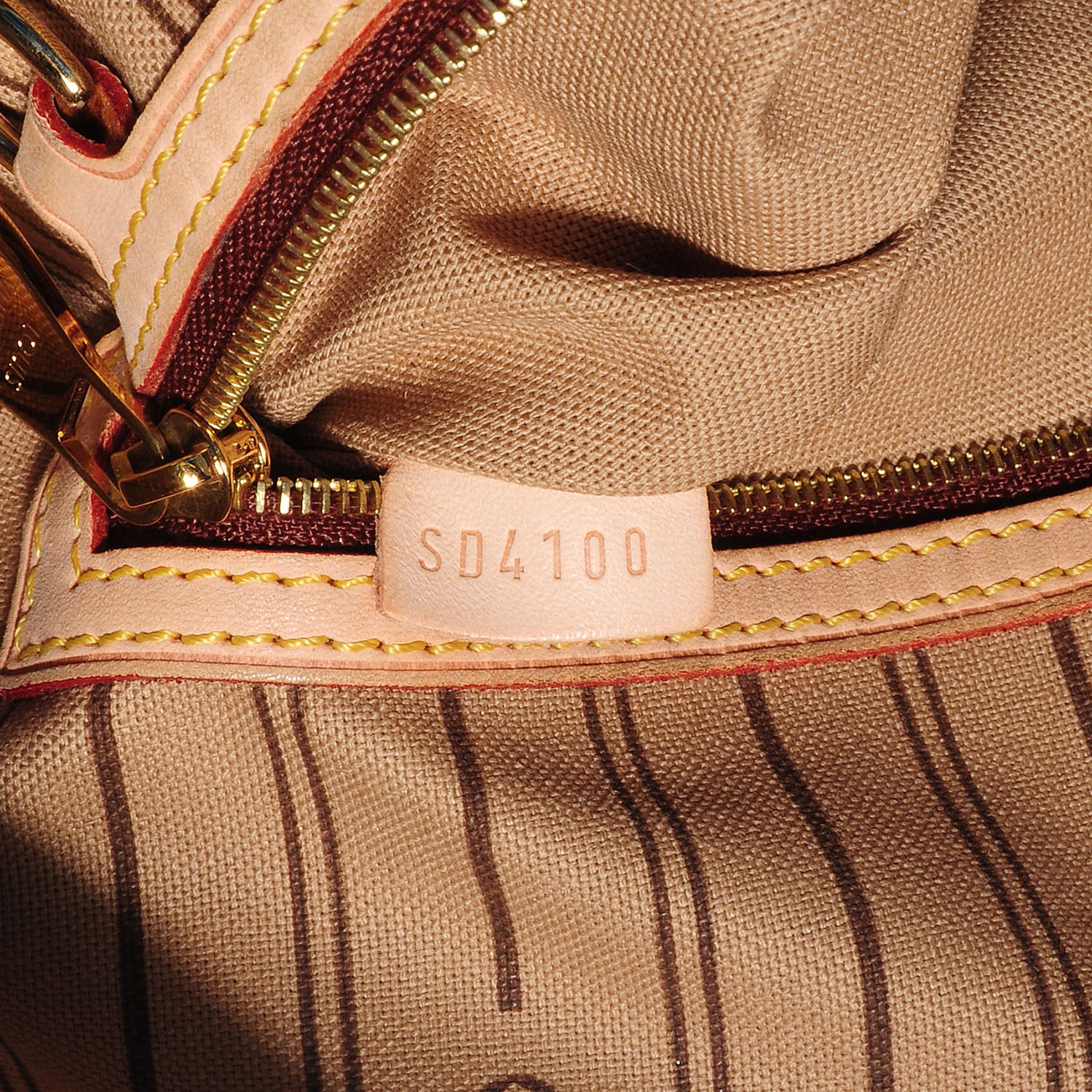 Louis Vuitton Monogram Delightful MM 7 of 7