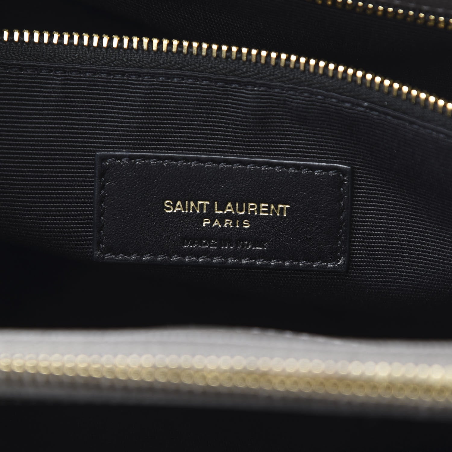 Saint Laurent Grain De Poudre Matelasse Chevron Monogram Shopping Bag Fog 5 of 10