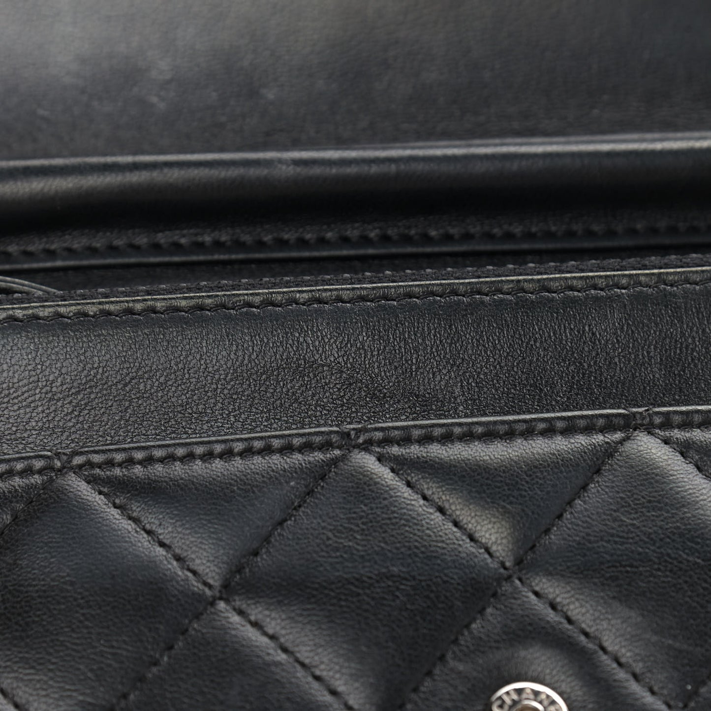 Lambskin Quilted Wallet On Chain WOC Black