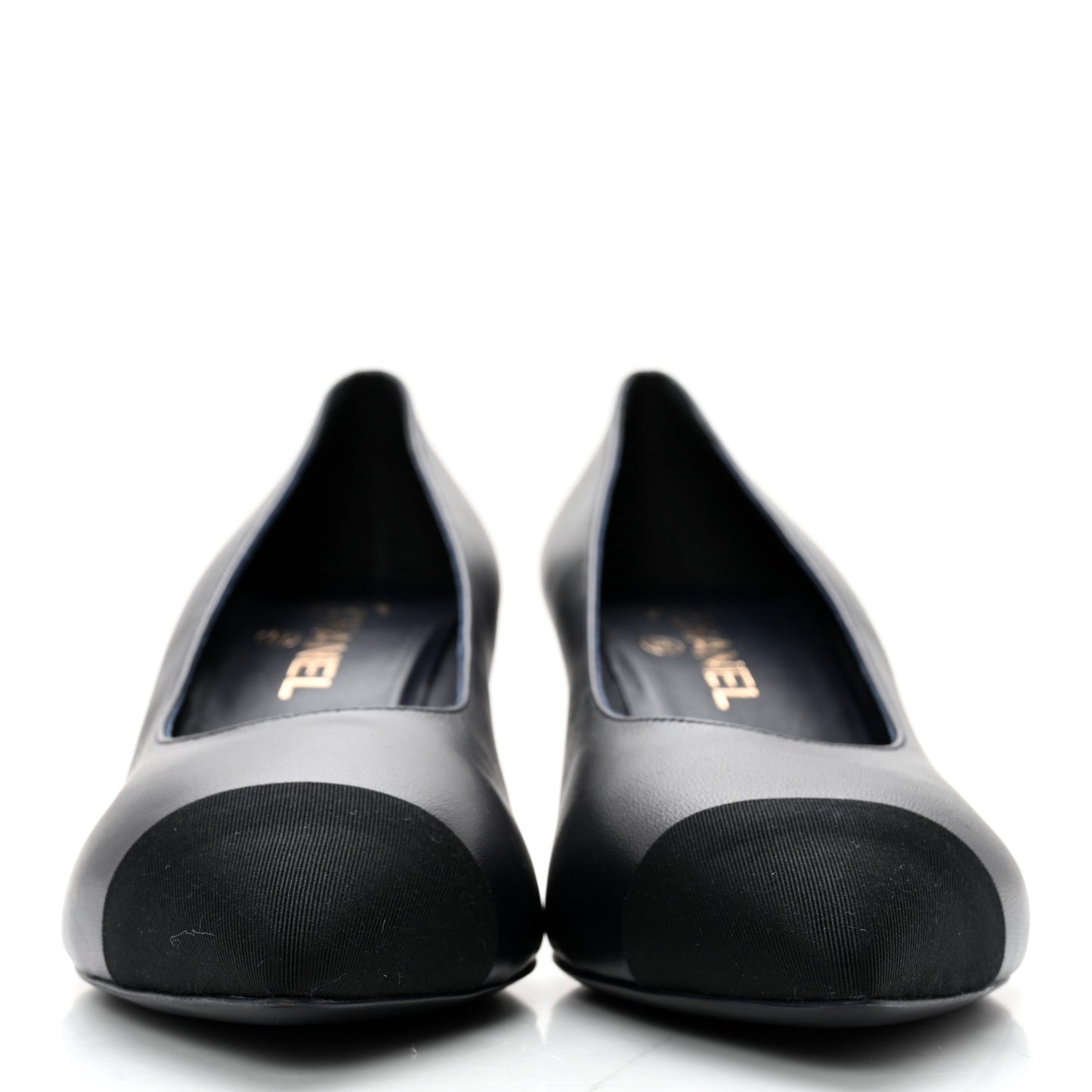 Lambskin Grosgrain Cap Toe CC Pearl Pumps 41 Navy Black