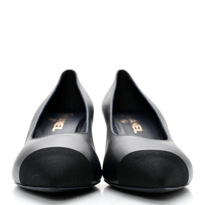 Chanel Lambskin Grosgrain Cap Toe CC Pearl Pumps 41 Navy Black 2 of 11