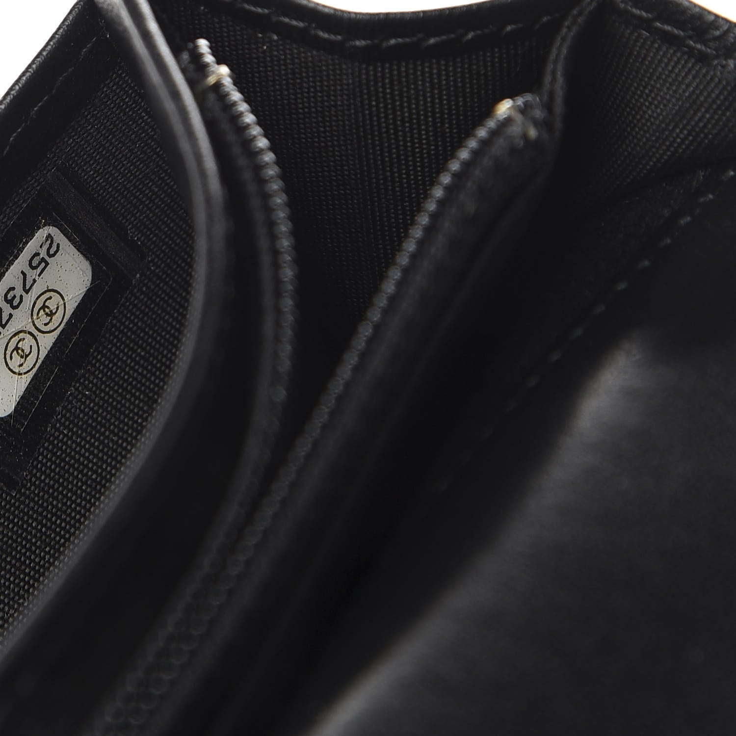 Chanel Caviar Quilted Boy Yen Wallet Black 8 of 9