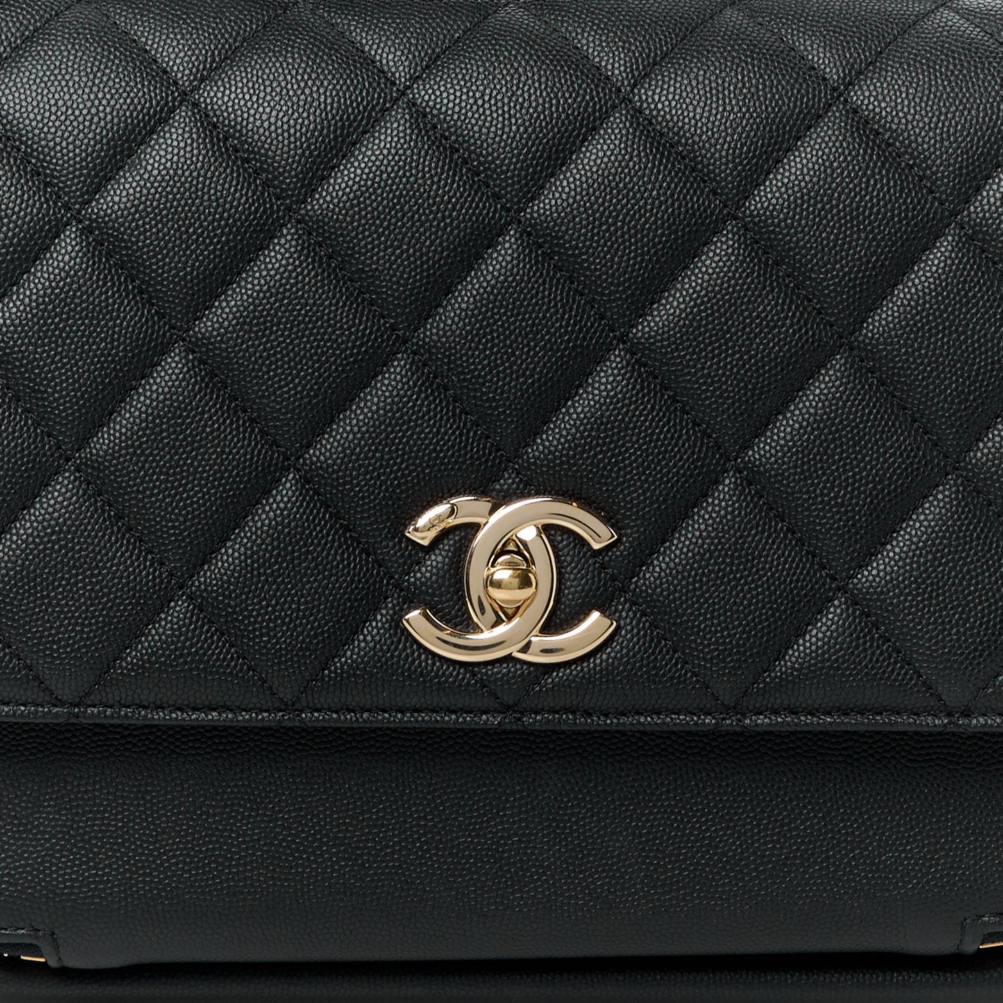 Caviar Quilted Large Business Affinity Flap Black