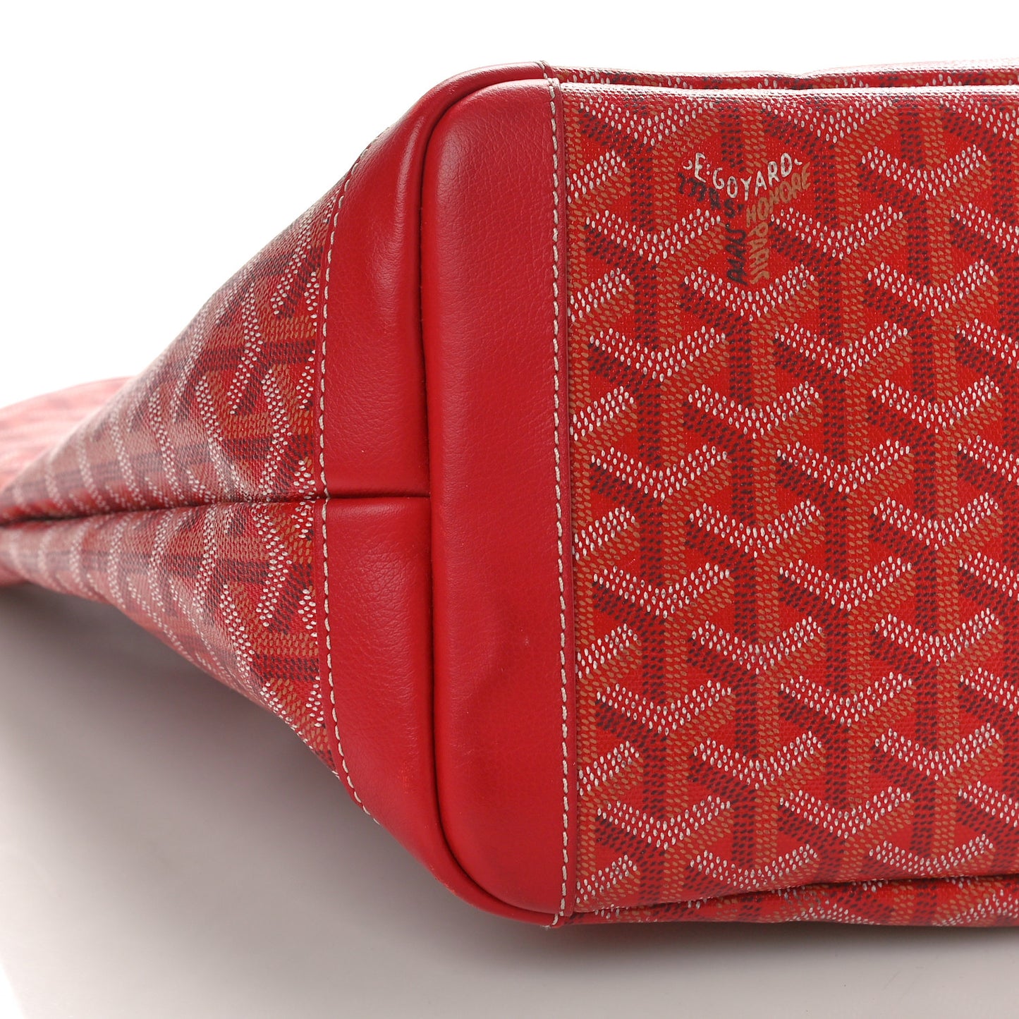 Goyardine Artois MM Red