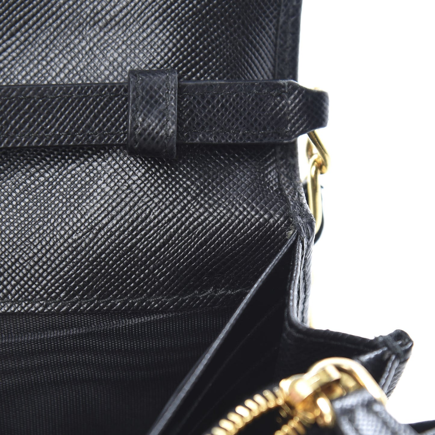 Saffiano Metal Oro Chain Wallet Black