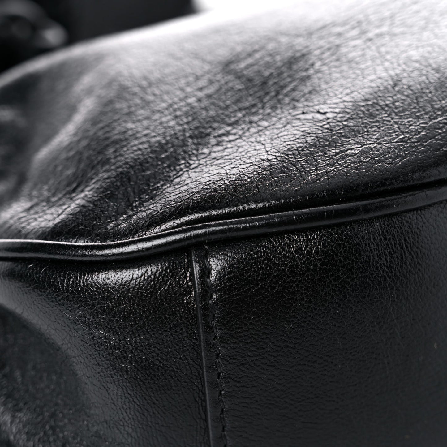 Agneau Arena Monochrome Le Cagole Shoulder Bag XS Black