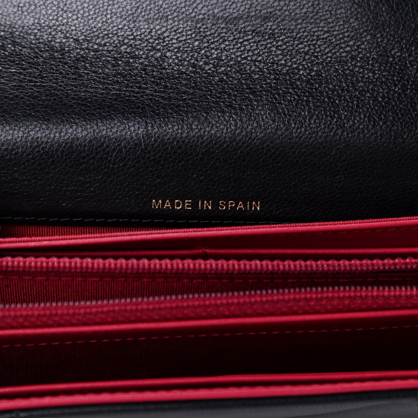 Lambskin Quilted Chanel 19 Flap Wallet Black