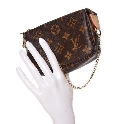 Louis Vuitton Monogram Mini Pochette Accessories 2 of 8