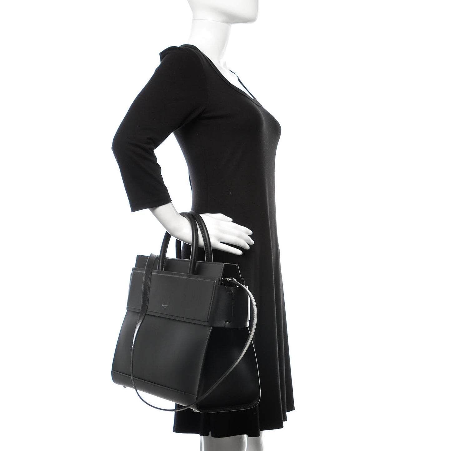 Smooth Calfskin Medium Horizon Satchel Black