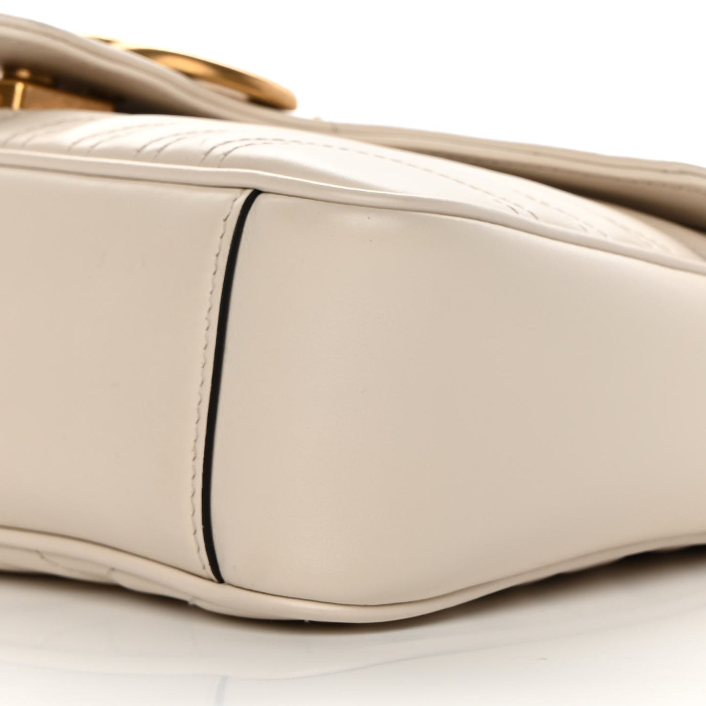 Calfskin Matelasse Small GG Marmont Shoulder Bag White