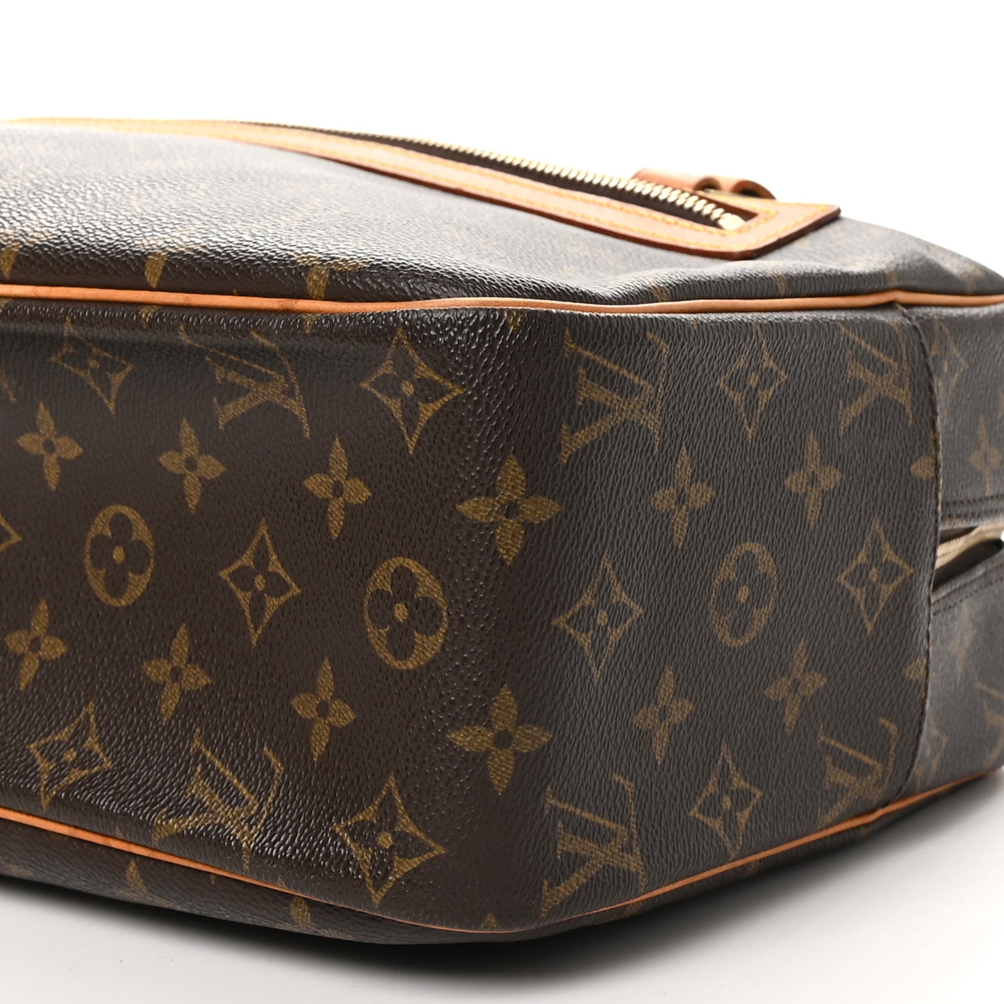 Monogram Cite GM