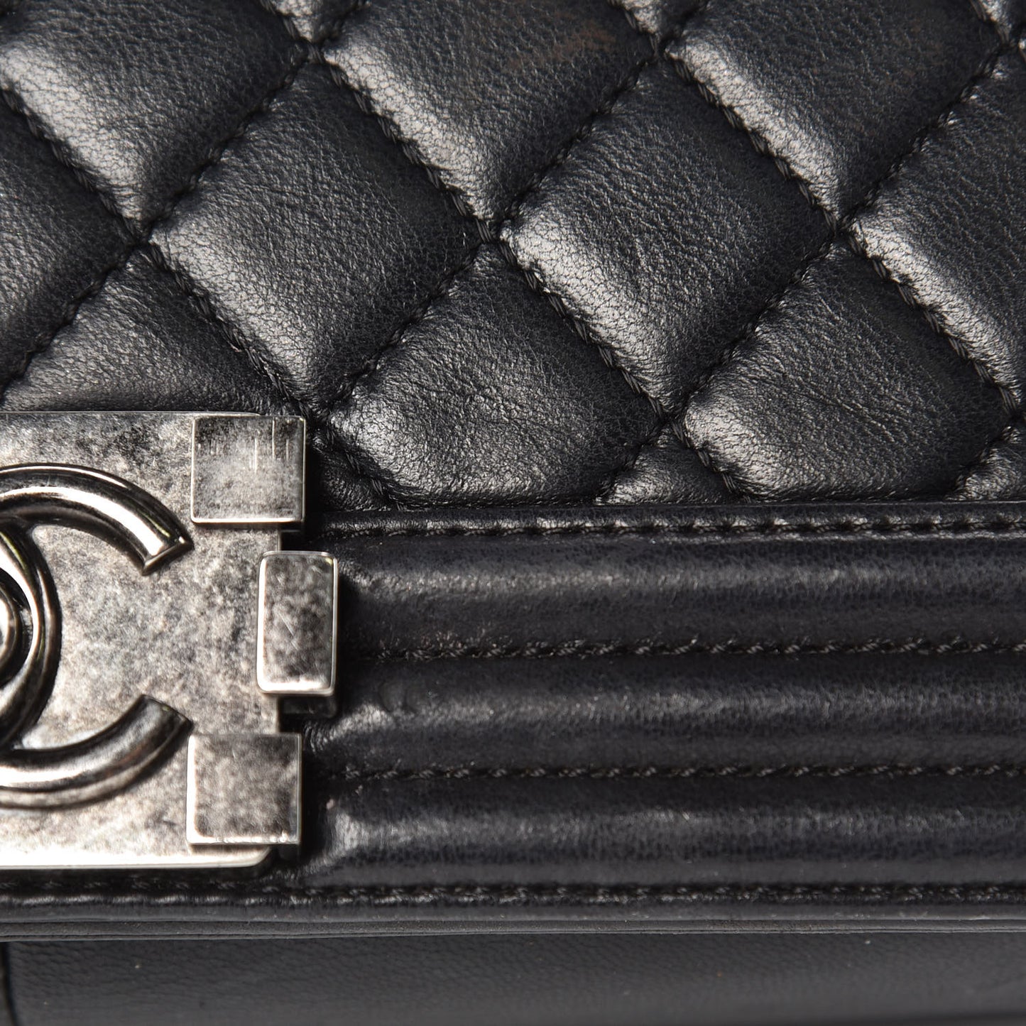 Lambskin Quilted Medium Boy Flap Black