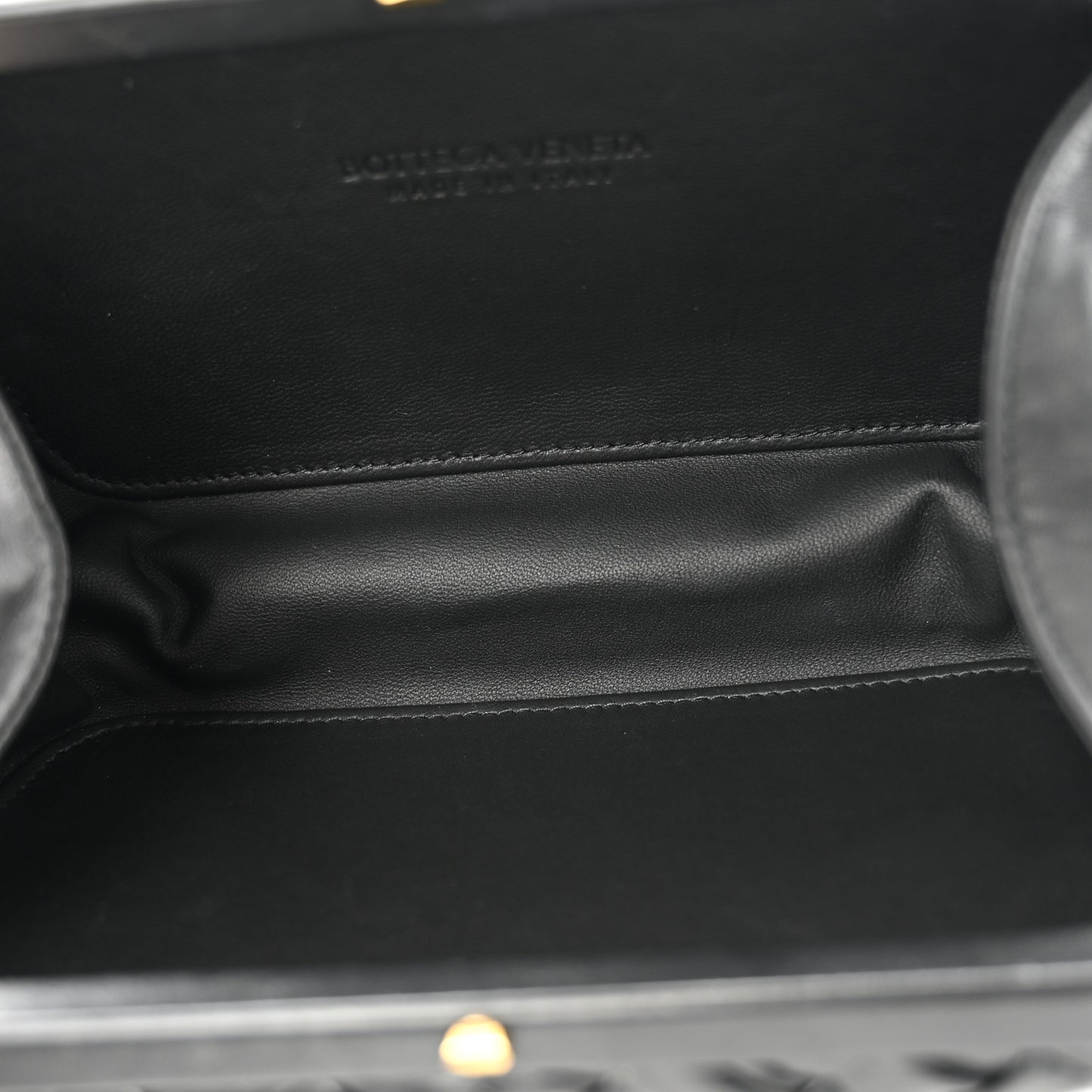 Nappa Intrecciato Knot Clutch Black