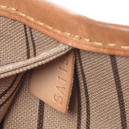 Louis Vuitton Monogram Neverfull MM 9 of 12