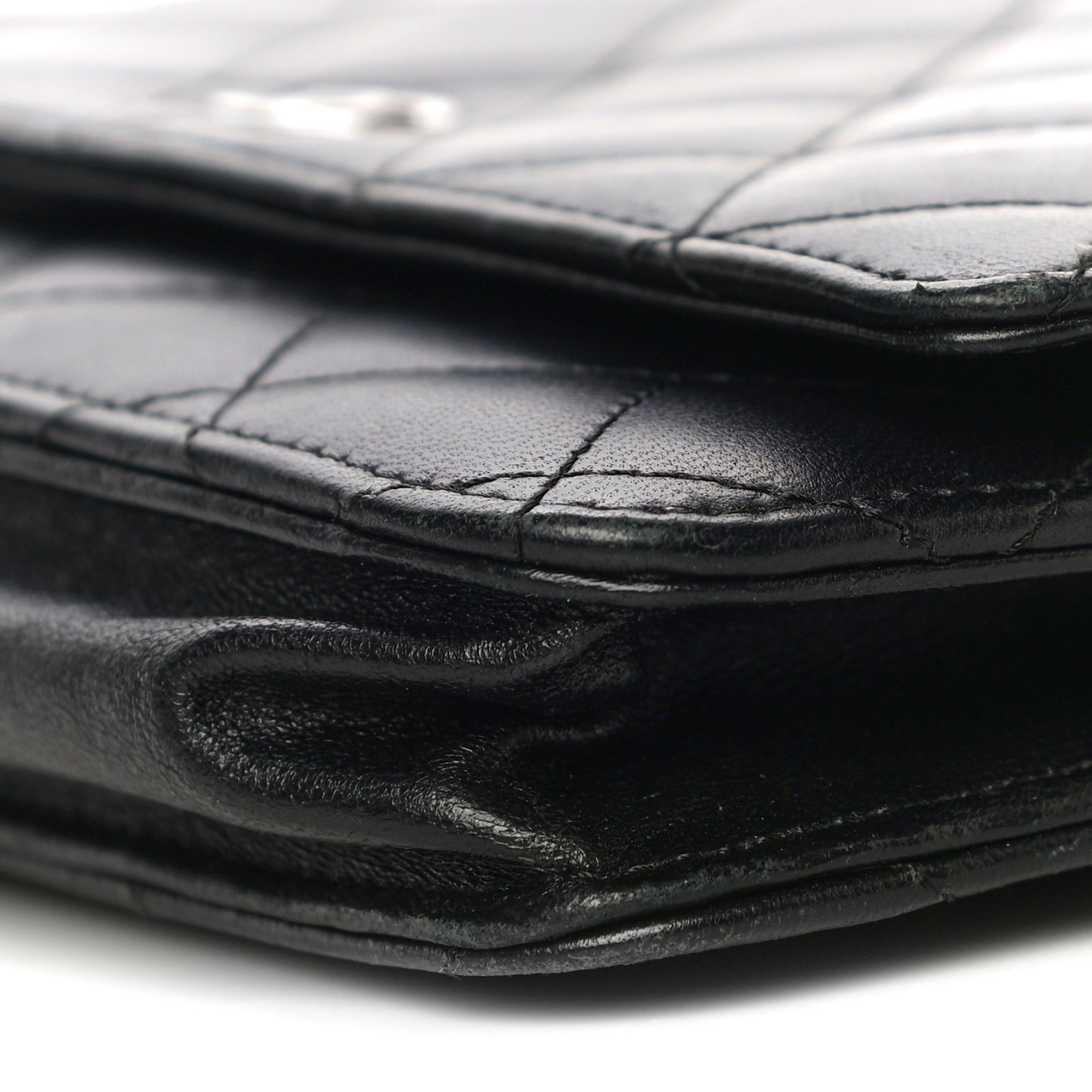 Lambskin Quilted Wallet On Chain WOC Black
