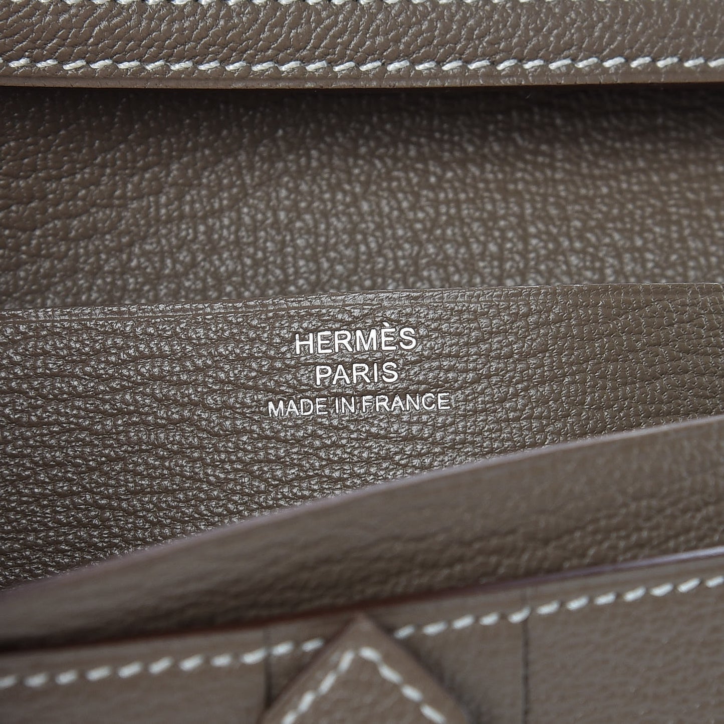 Chevre Mysore Bearn Gusset Wallet Etoupe