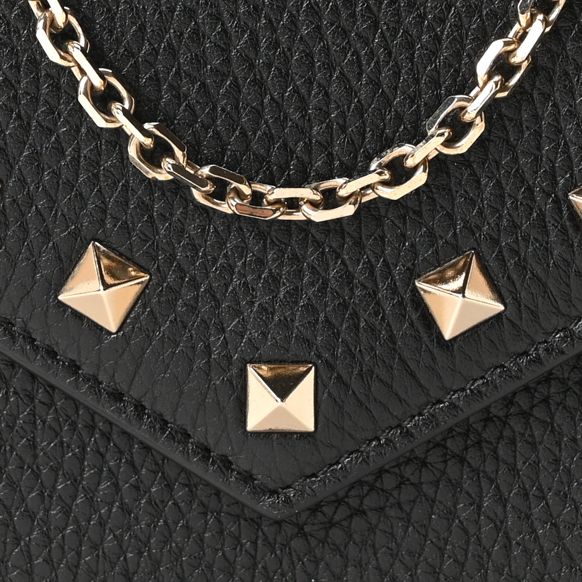 Pebbled Calfskin Rockstud Envelope Wallet on Chain Black