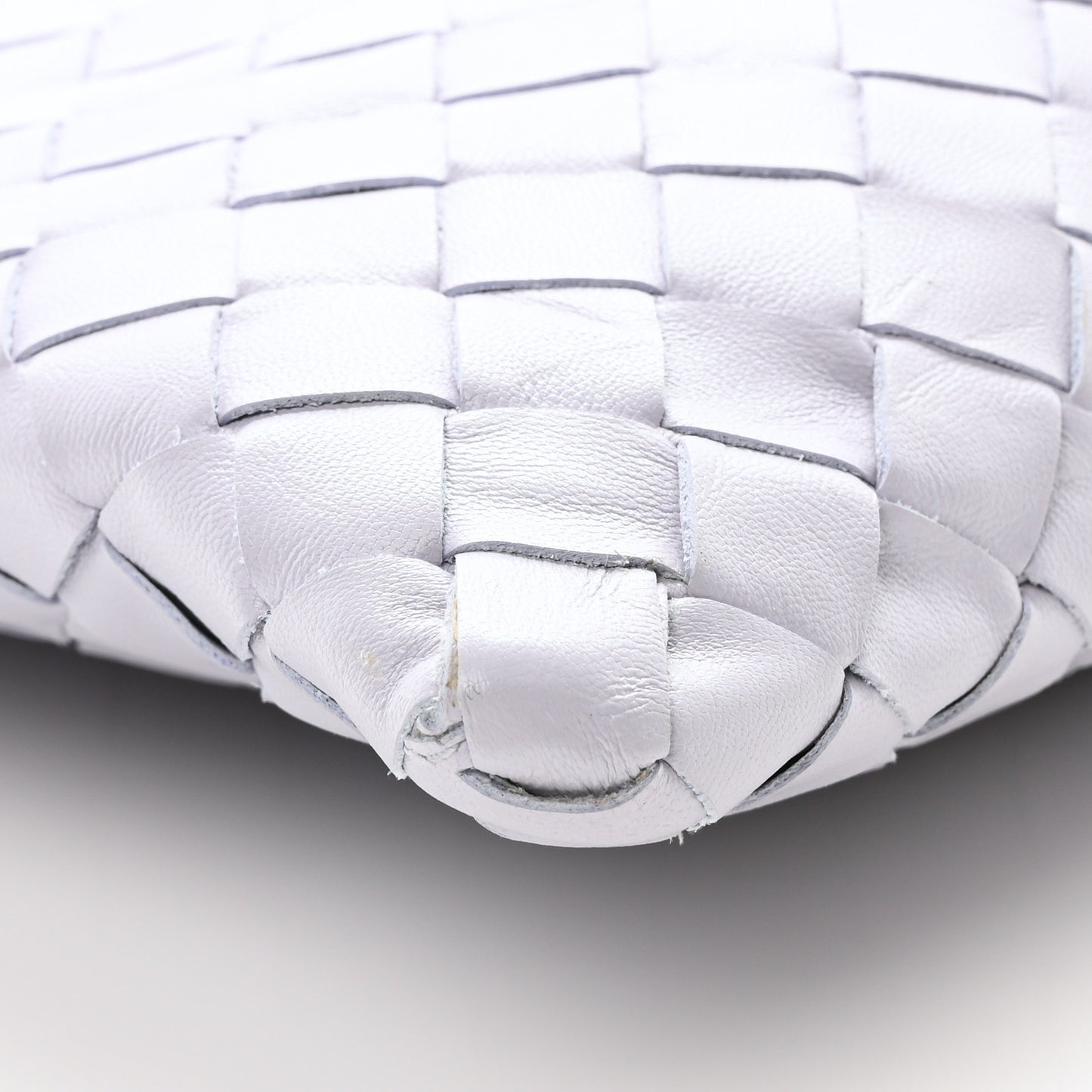 Calfskin Intrecciato Small Hop Oyster Lilac