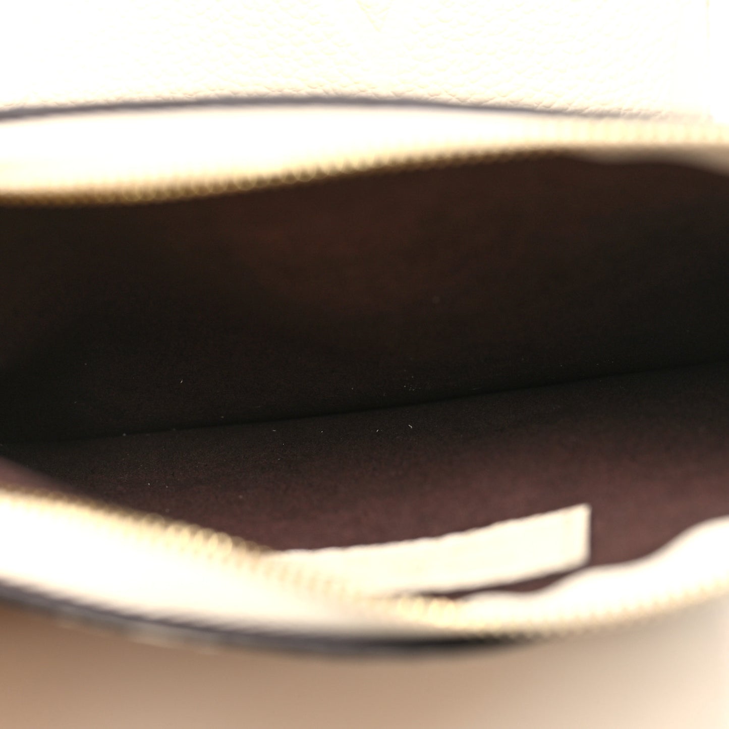 Empreinte Carryall PM Cream