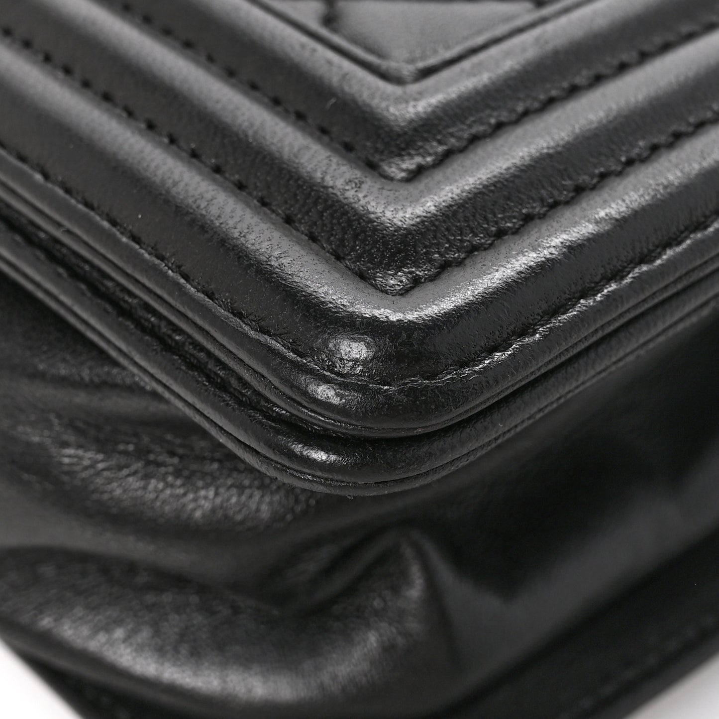 Lambskin Quilted Medium Boy Flap Black