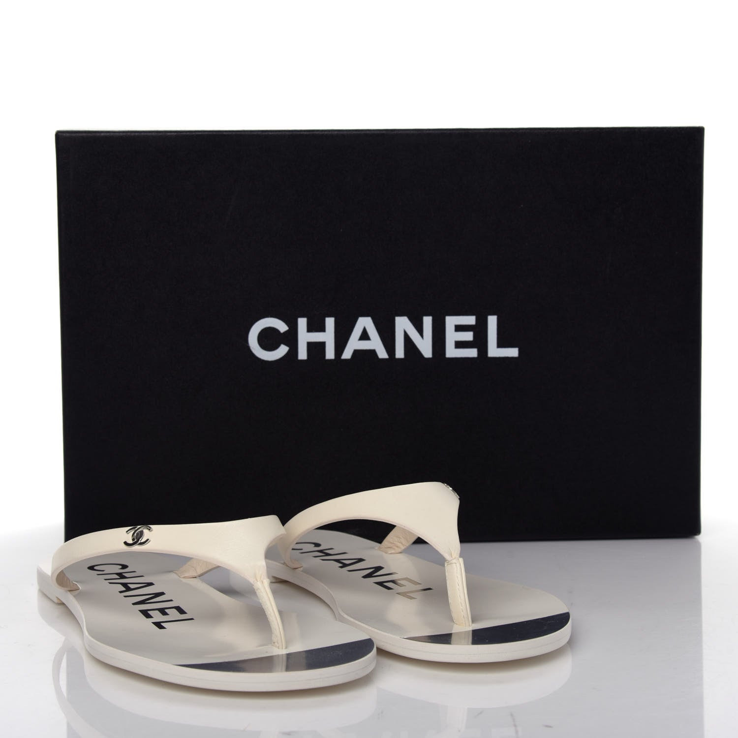 Chanel Calfskin CC Thong Sandals 35 White 10 of 11