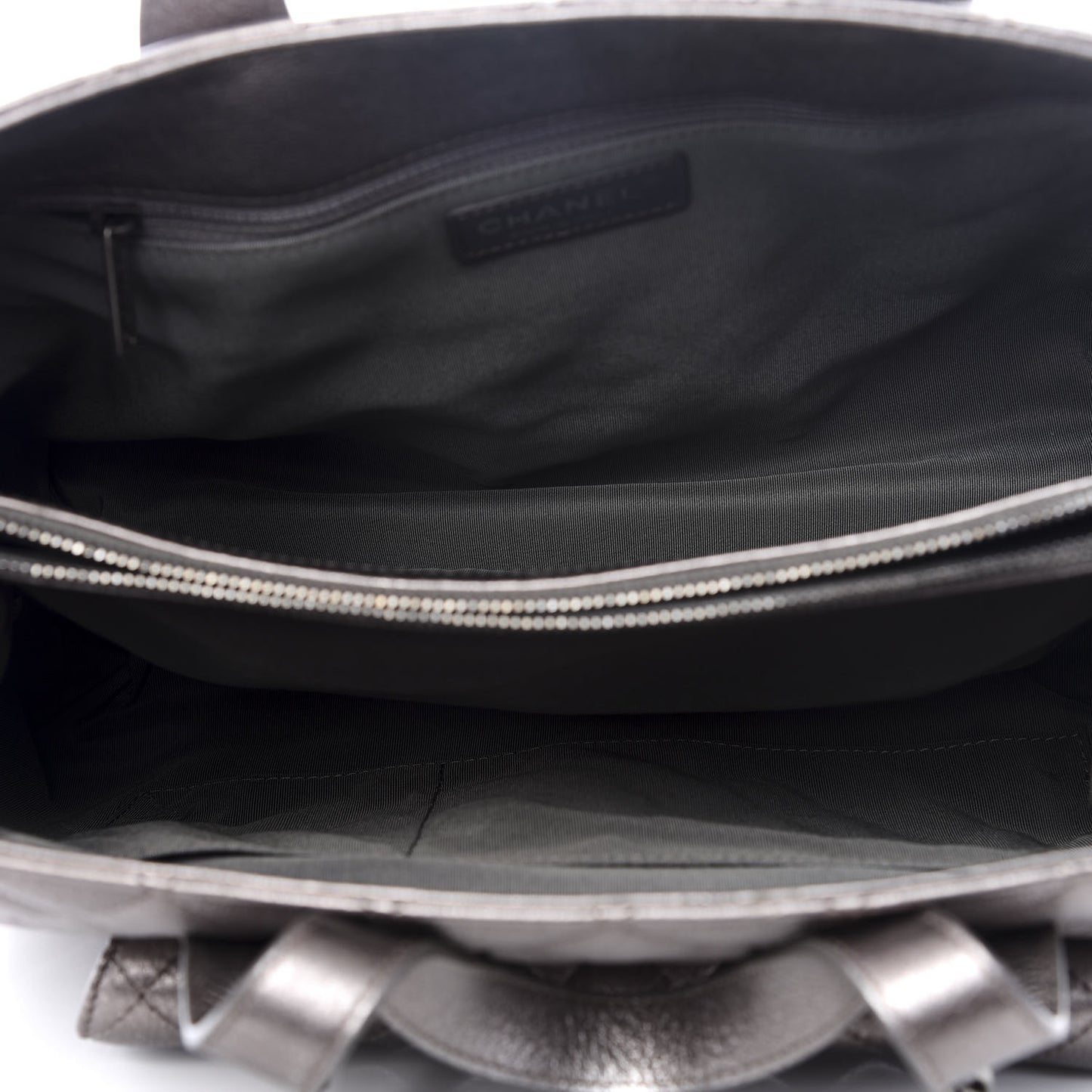 Metallic Grained Calfskin Quilted Large Casual Pocket Tote Silver