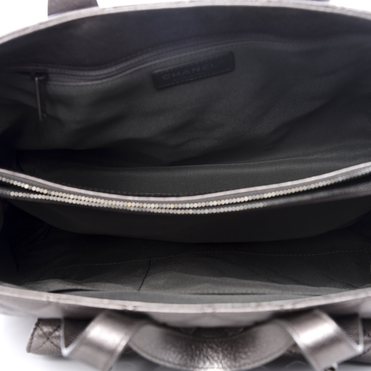 Chanel Metallic Grained Calfskin Quilted Large Casual Pocket Tote Silver 4 of 8