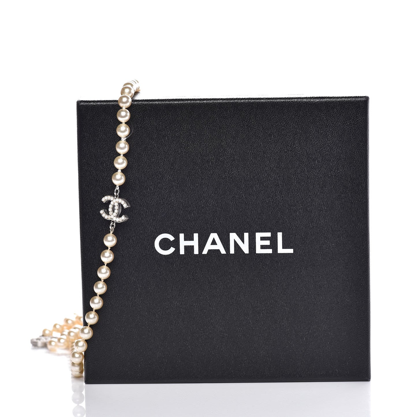Pearl CC Long Necklace Light Gold