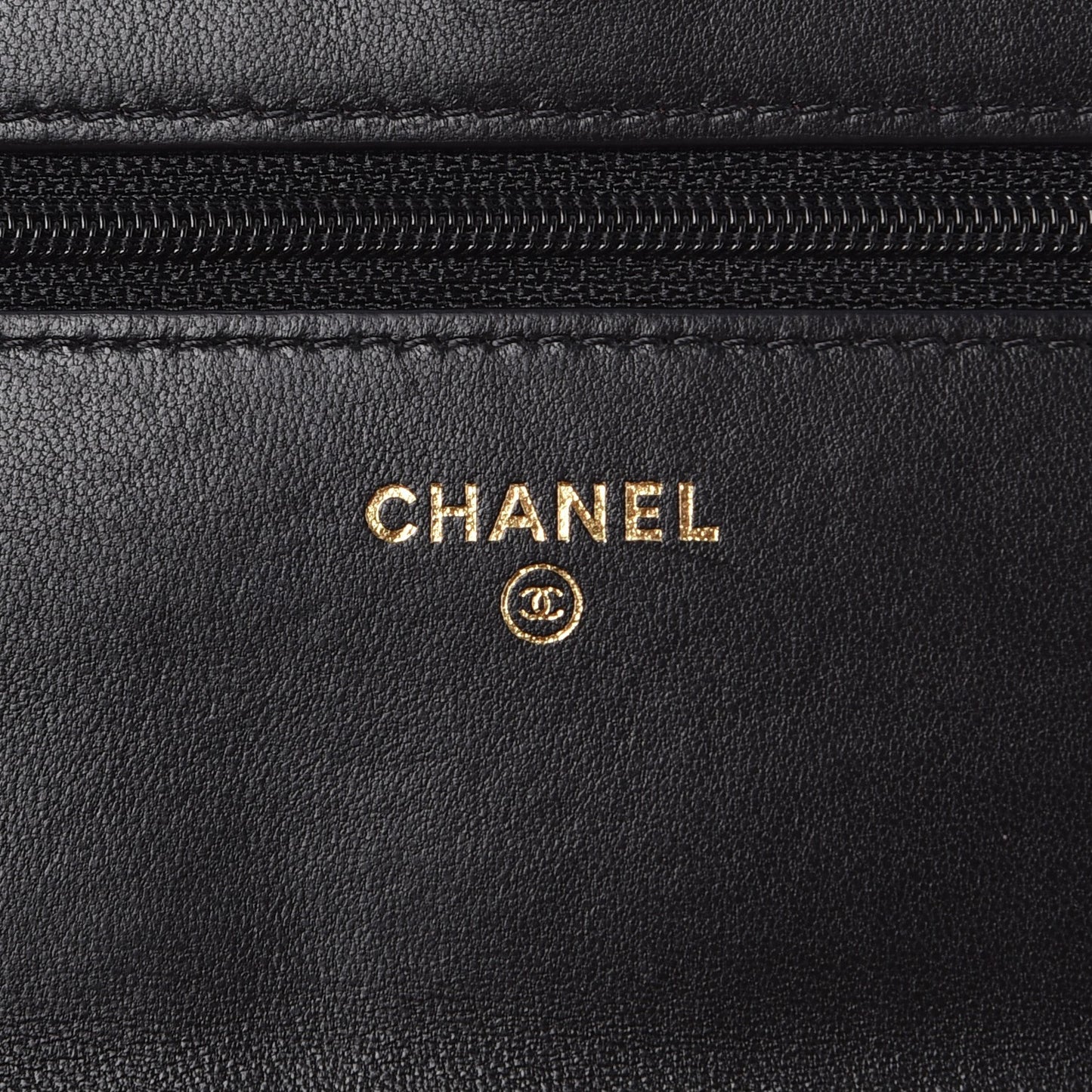 Lambskin Quilted Wallet On Chain WOC Black