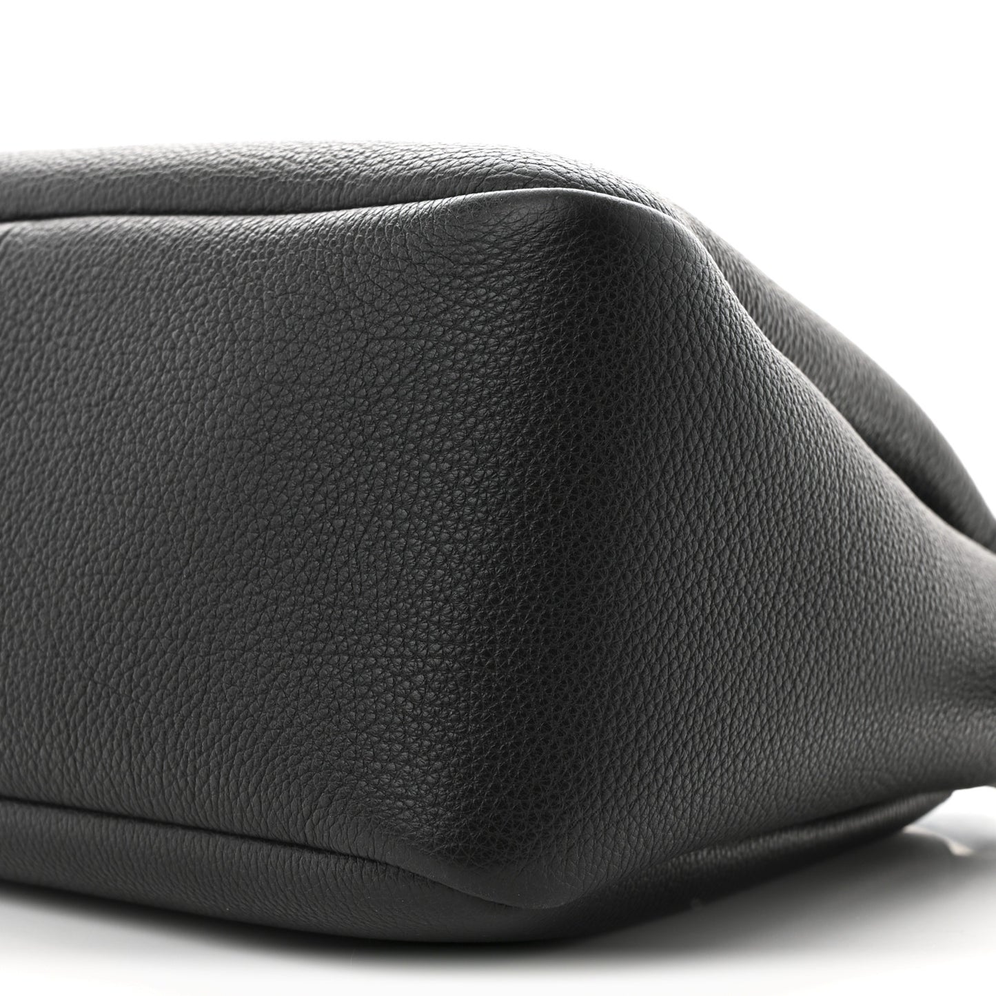 Vitello Daino Soft Medium Zippered Top Handle Bag Black