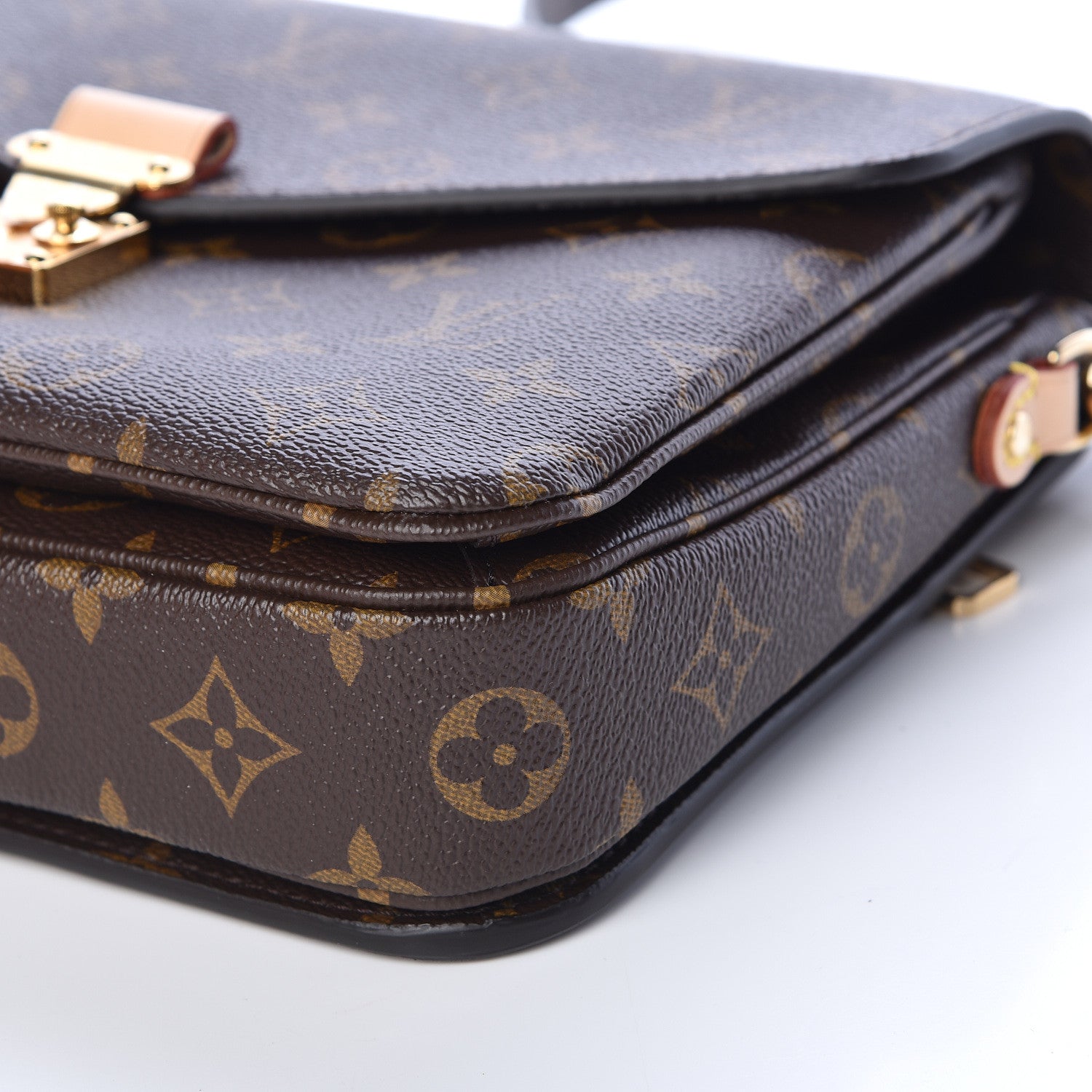 Louis Vuitton Monogram Pochette Metis 10 of 11