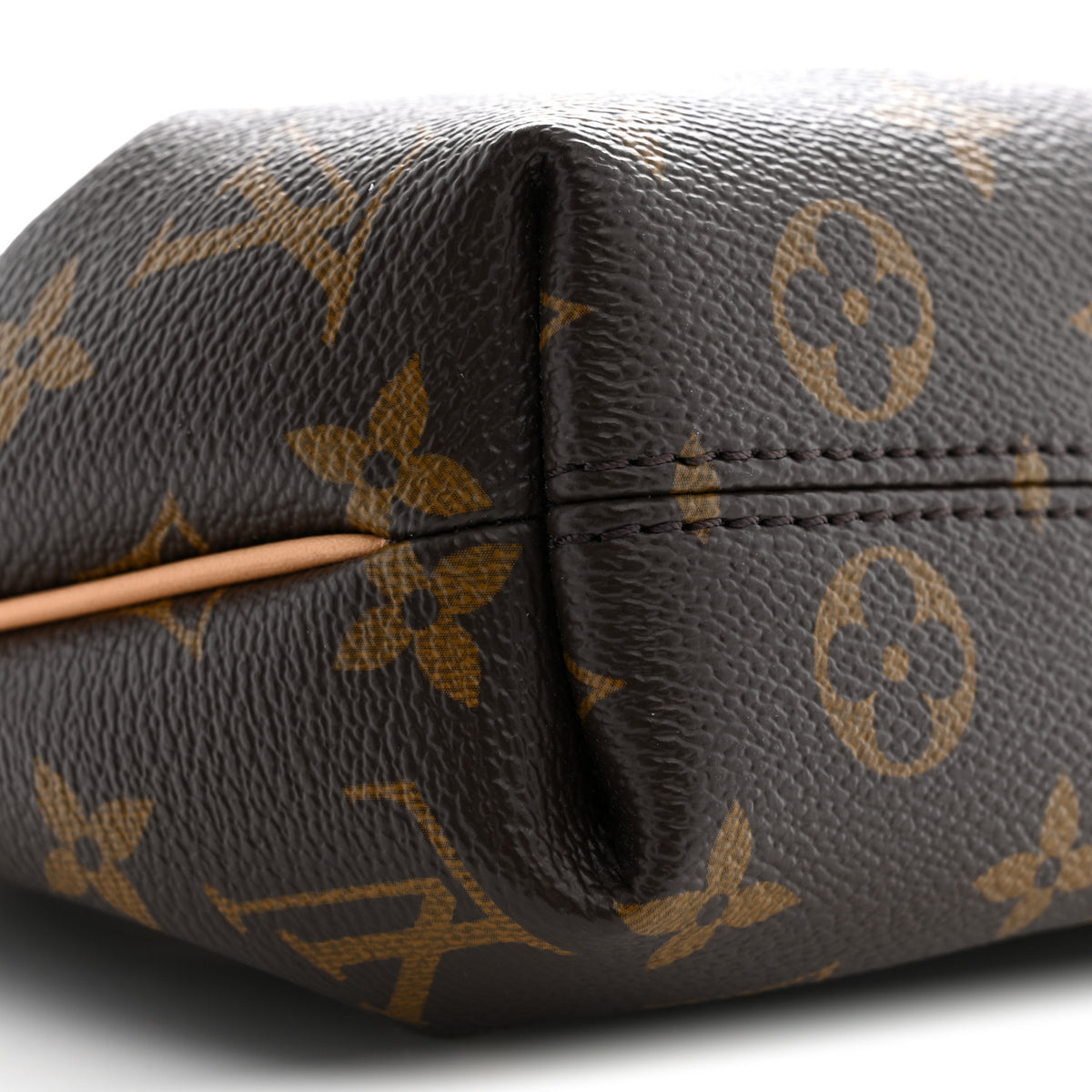 Monogram Nano Turenne