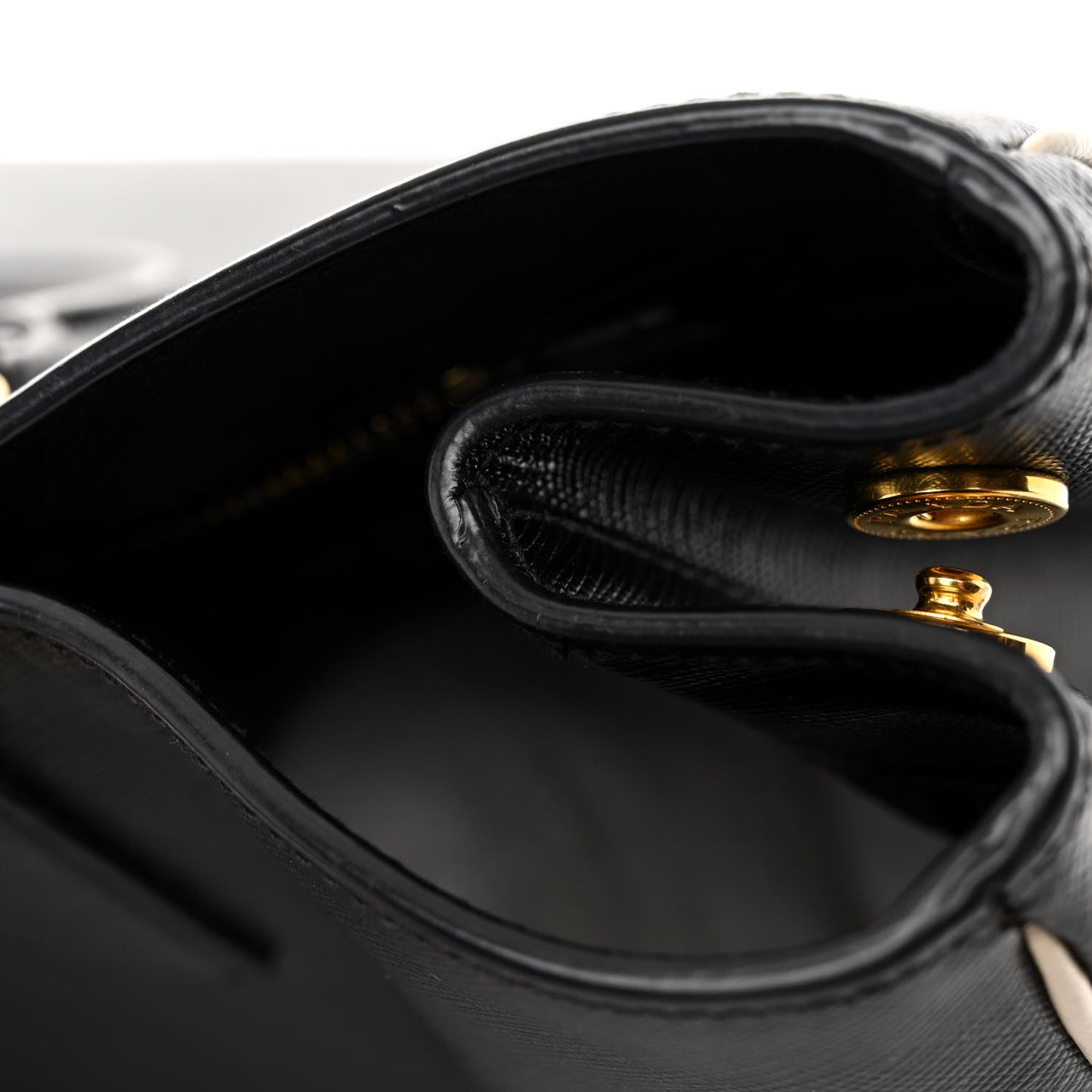 Saffiano Lux Large Tote Black Talco