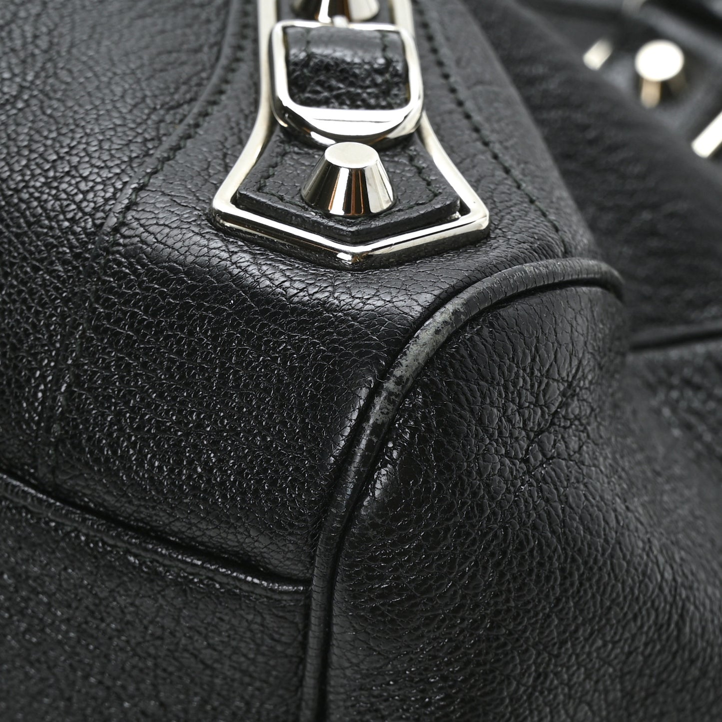 Chevre Silver Metallic Edge Hardware Velo Black